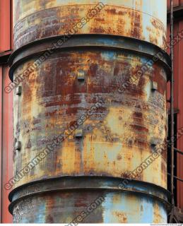 metal chimney rusty 0011